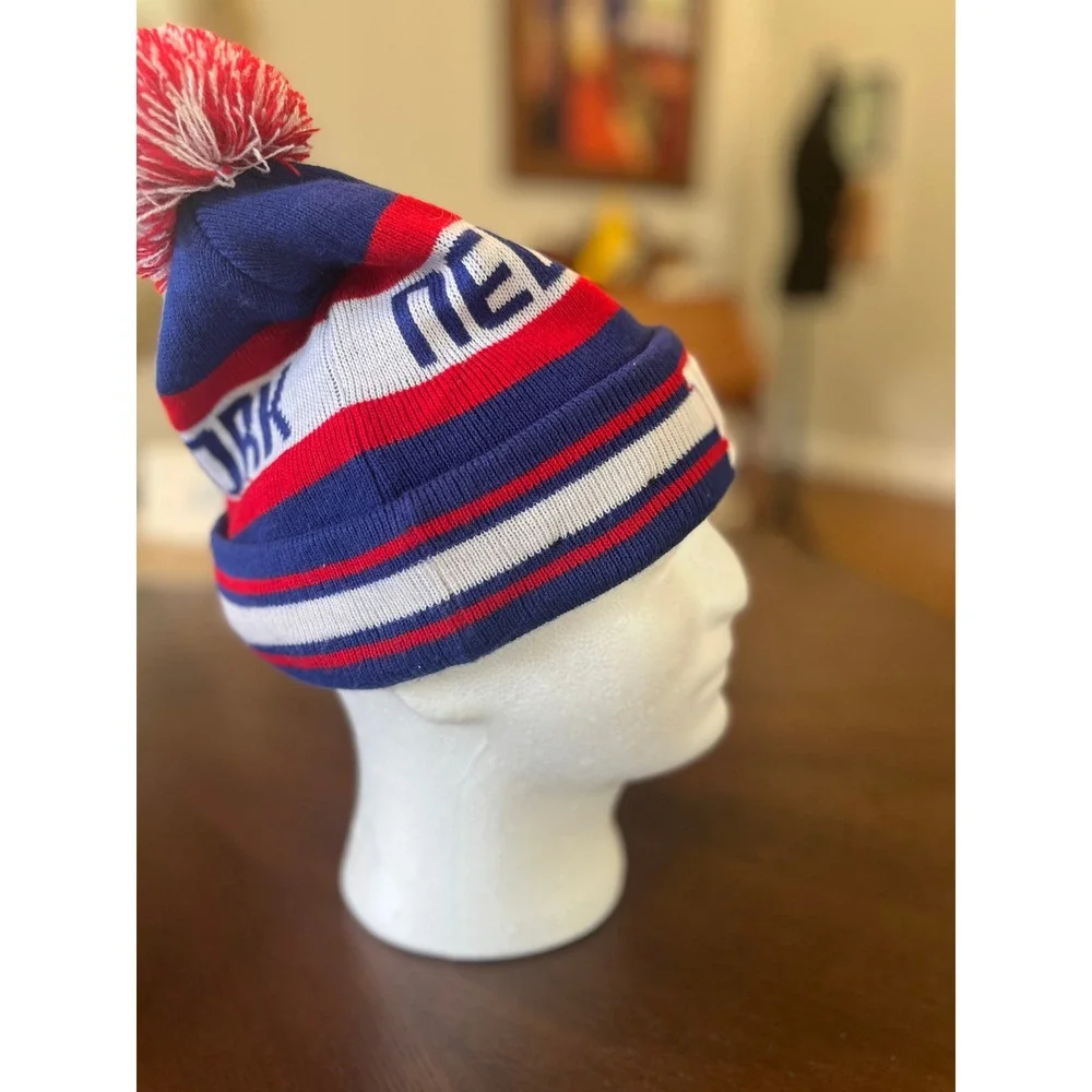 New Era NY Giants Beanie Hat Mens OSFM Blue Excellent Cuffed Pom Pom NFL Cap